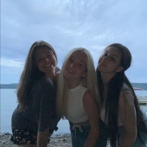 Meet your Posher, Julia